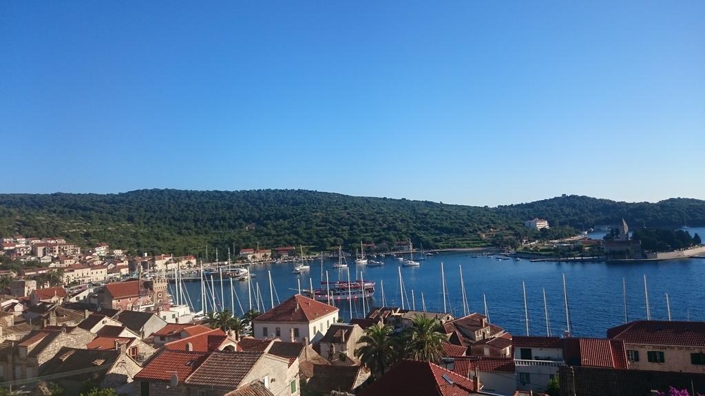 Apartmani Luan Vis Exterior foto